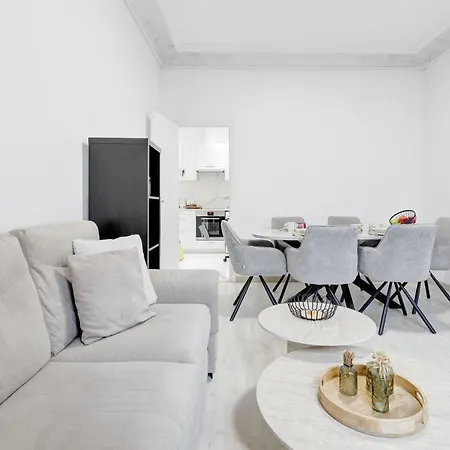 Magenta - Opulence Au Coeur De * Paříž